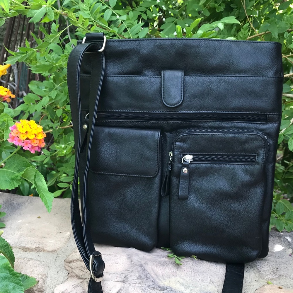 New York unisex Messenger Leather Crossbody bag